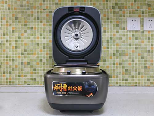 廚電評(píng)測(cè)：美的FZ4001燜香鈦金鼎釜電飯煲
