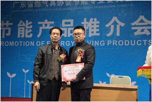 超人廚衛羅子?。浩放扑季S是中小企業最大的敵人
