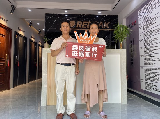 紅橡樹門窗回訪團隊繼續踏上征程，走訪撫州黎川和南昌進賢專賣店